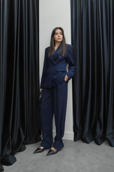 طقم رسمي Premium