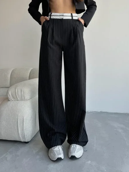 بنطلون قماش بحزام مخطط