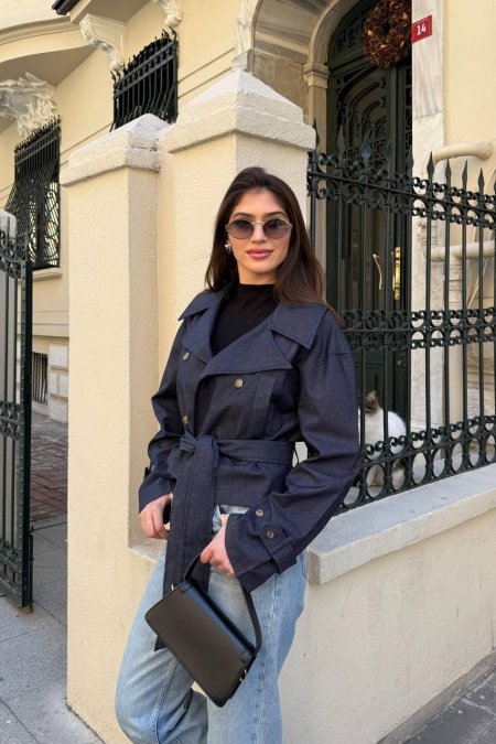 ترنش جينز قصير